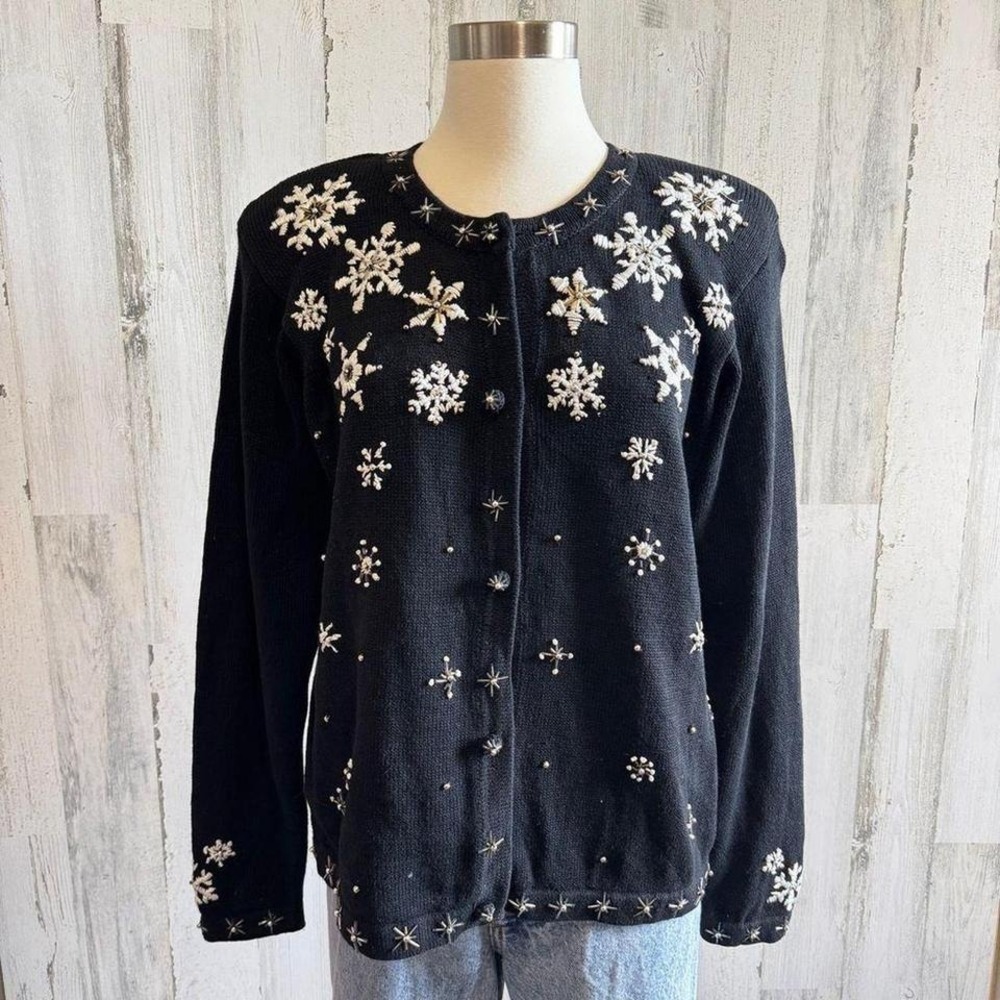 Vintage Snowflake Cardigan black‎ Beaded Holiday Fair Isle Sweater Christmas